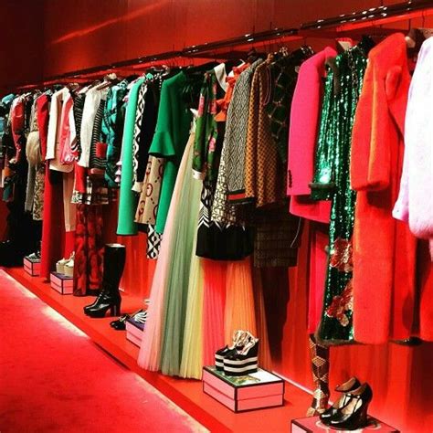 17 GUCCI CLOTHING RACK ideas 